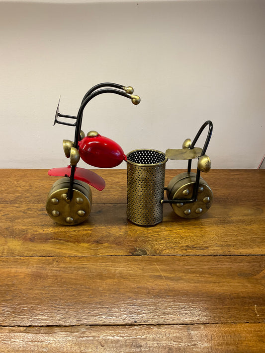 Bullet Pen Stand Handcrafted Steel Table Decor Sculpture